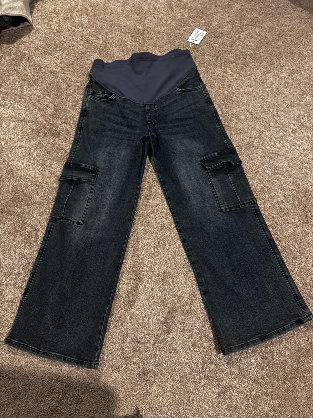 Maternity Wide-Leg Cargo Jeans with Overbump Panel - Dark Wash